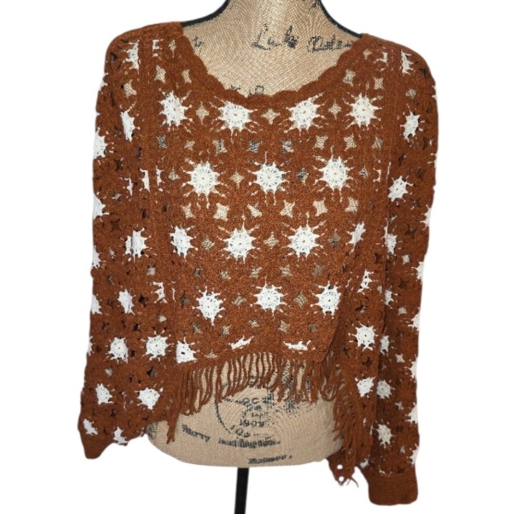 House of Harlow 1960 Rust & Cream Crochet Star Coverup Fringe One Size Sweater